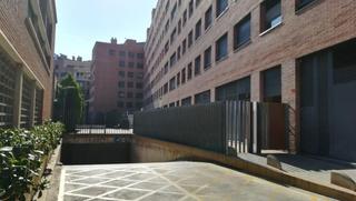 Aparcament cotxe  C/ agricultura. Solvia inmobiliaria  garaje sabadell