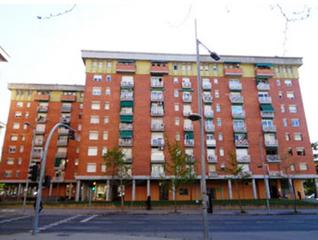 Aparcament cotxe  Bonaventura puig i perucho. Solvia inmobiliaria  garaje granollers