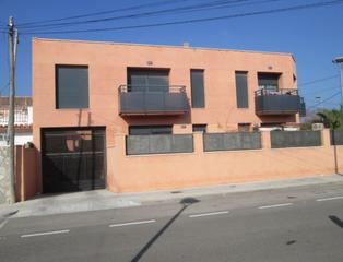 Car parking  Cadis (de). Solvia inmobiliaria  garaje montroig del camp