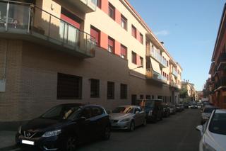 Aparcament cotxe  Mestre falla. Solvia inmobiliaria  garaje cardedeu