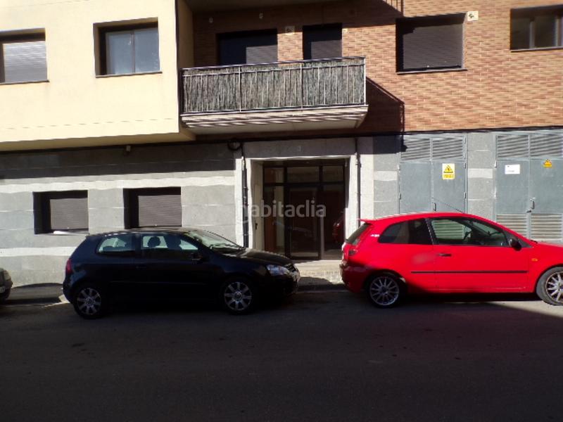 Foto 22e9f2d9-f91c-4a35-8988-68a1c09aba4d. Aparcament cotxe a Sant Vicenç de Castellet