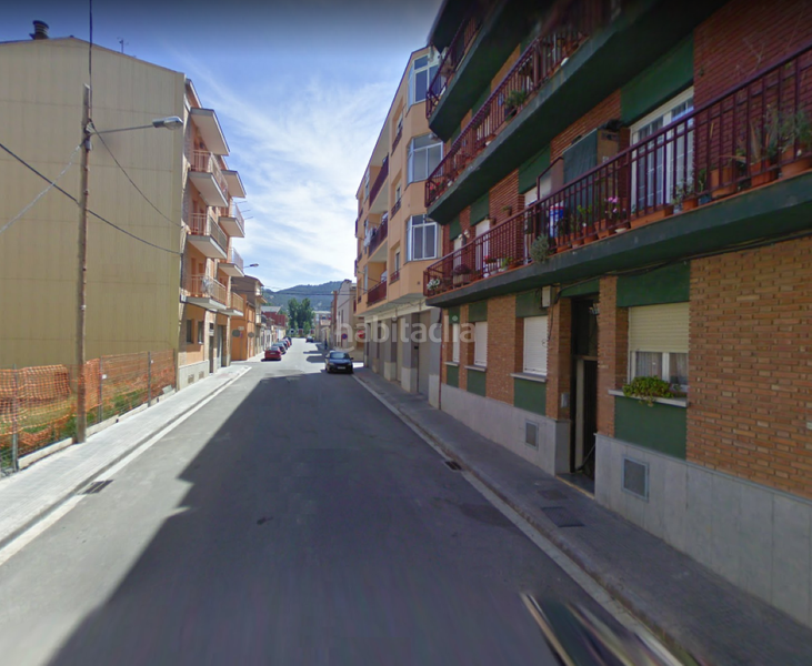 Foto 78bac768-a2e8-4d4c-b1ef-3f7b0536012d. Aparcament cotxe a Sant Vicenç de Castellet