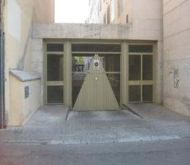 Posto auto in c/ caleron