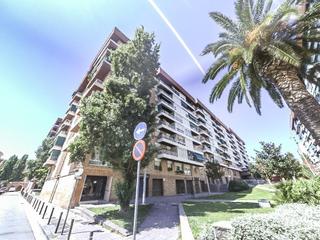 Parking coche  Valldaura. Solvia inmobiliaria  garaje barcelona