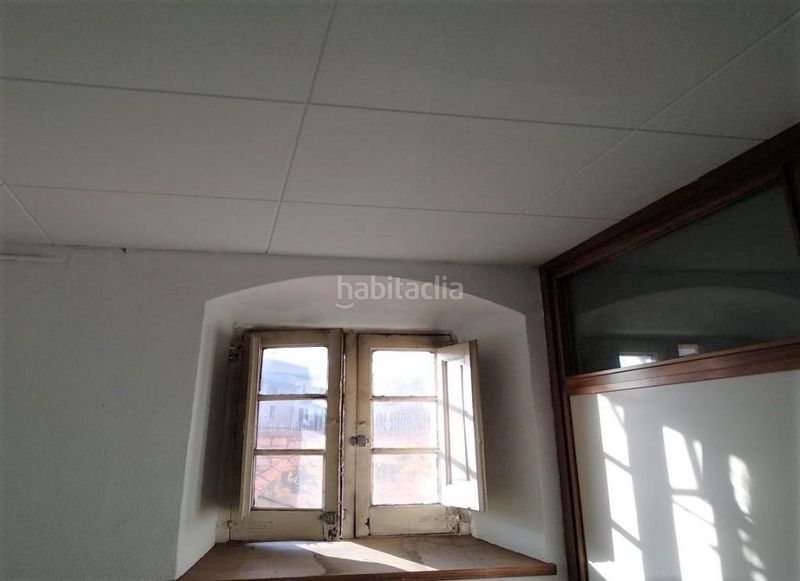 Foto 00ae7292-a86e-4a30-9c4a-8b4bfd21d918. Local comercial a Manlleu