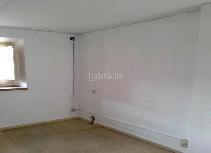 Foto e8312cf5-5809-4284-af10-2cbb4009f420. Local comercial a Manlleu