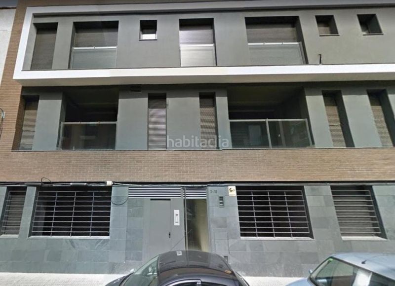 Foto a1e5ffb9-258d-4e11-a536-fe84e97a4632. Aparcament cotxe a Llagosta (La)