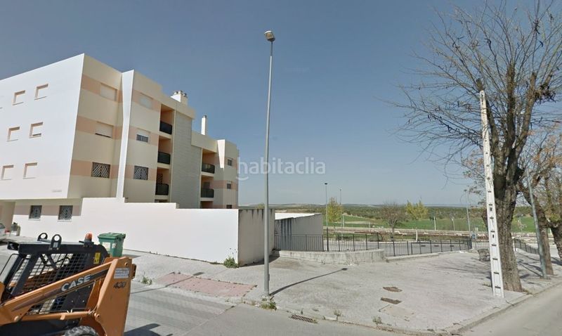 Foto 86d168e4-4b40-4862-a1a4-41d4384b77f1. Aparcament cotxe a Arahal
