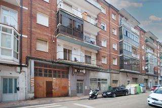 Appartement  C/ sitio de numancia. Solvia inmobiliaria  piso ponferrada