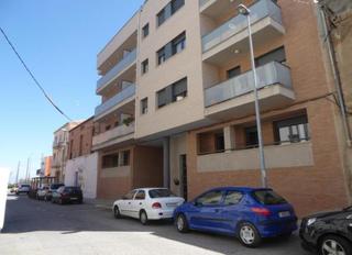 Aparcament cotxe  Urgell. Solvia inmobiliaria  garaje mollerussa