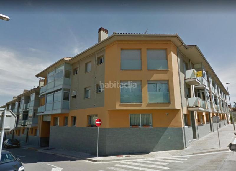 Foto 499541ba-5e34-4d06-a3b5-3779fa1c1254. Aparcament cotxe a Caputxins-Ambulatori Vic