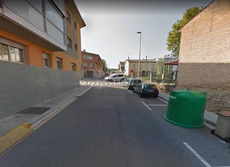 Foto e0931aa2-ba0f-4c11-a47c-bccad8d70e75. Aparcament cotxe a Caputxins-Ambulatori Vic