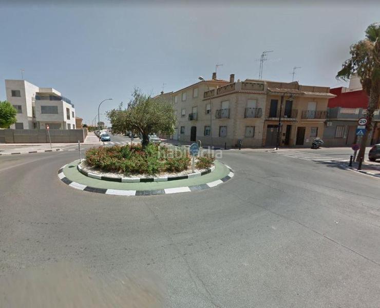 Foto bf96192c-14dd-460c-be25-d67b79b21ee7. Aparcament cotxe a Museros