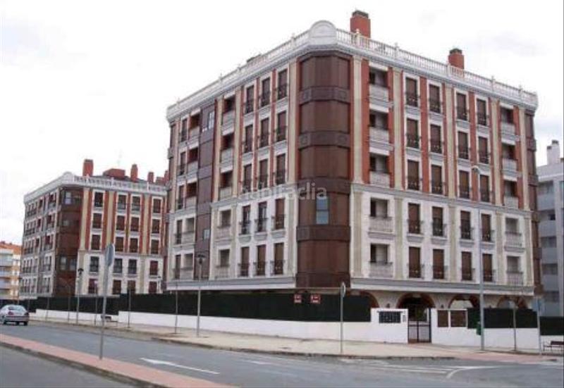 Foto 169484f8-67dc-4717-929a-41beee6e37fb. Autoparkplatz in Portillejo - Valdegastea Logroño