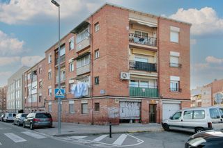 Flat  C/ vint-i-dos de juliol. Solvia inmobiliaria  piso terrassa