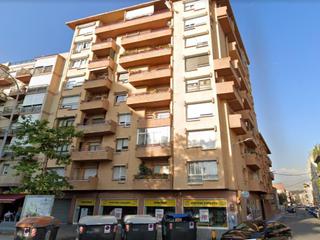 Aparcament cotxe  Magi colet. Solvia inmobiliaria  garaje sabadell