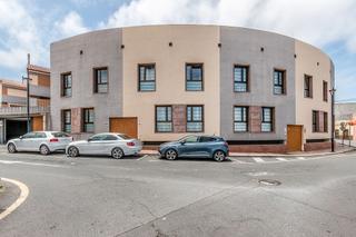 Casa aparellada  C/ real. Solvia inmobiliaria  chalet adosado matanza de acentejo la