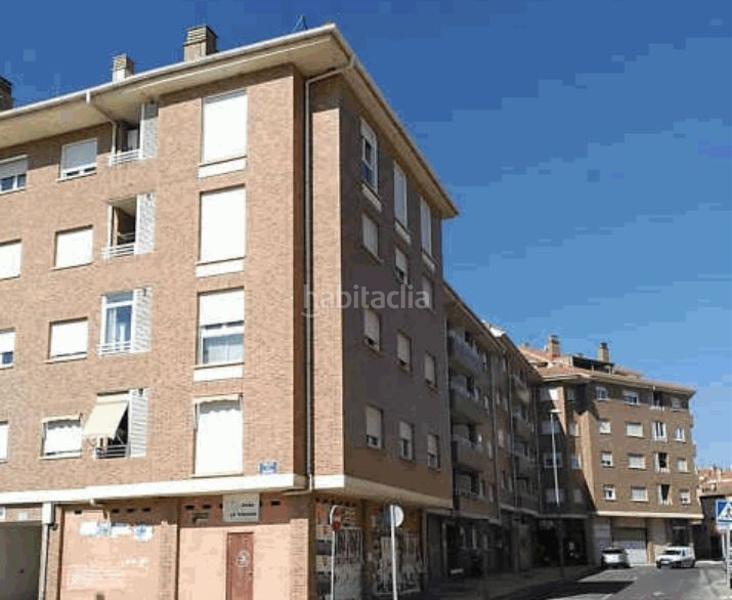 Foto 8598f439-cd7c-4b37-82a8-d2020f209ba9. Posto auto in Agoncillo