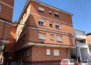 Pis  Mesones. Solvia inmobiliaria  piso tiemblo el