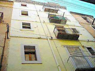 Pis  C/ mercaders. Solvia inmobiliaria  piso tortosa