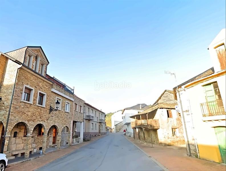 Foto 3ef62032-4b6b-4208-87d6-cfe6a1846e31. Maison jumelée dans Congosto