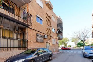 Flat  C/ cieza. Solvia inmobiliaria  piso torres de cotillas las