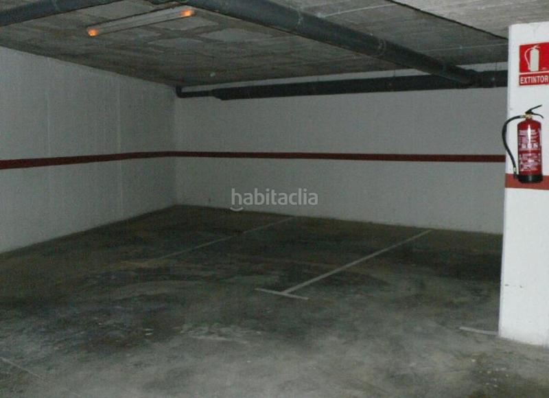 Foto 09d176f5-b326-48bc-8110-79af8eb5c51d. Aparcament cotxe a Santa Coloma de Farners