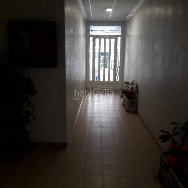 Foto a6da30a1-f955-4348-bd71-2067678cc7e2. Autoparkplatz in Pilar de la Horadada ciudad Pilar de la Horadada