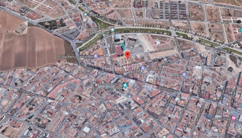 Foto f96df827-0622-4ac0-b139-1150a2c9afe5. Autoparkplatz in Pilar de la Horadada ciudad Pilar de la Horadada