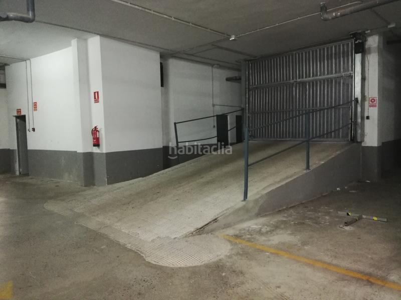 Foto 496880c9-3fb2-488a-8a2b-5393d43080ef. Aparcament cotxe a Quartell