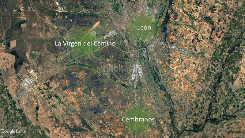 Foto ee37cfe0-e0bd-428d-9d34-6da7ce932606. Finca rústica a Armunia León