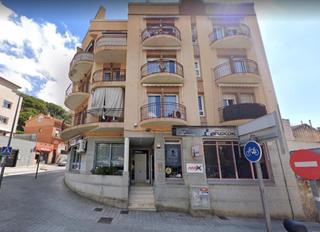 Aparcament cotxe  Sant jordi. Solvia inmobiliaria  garaje canet de mar