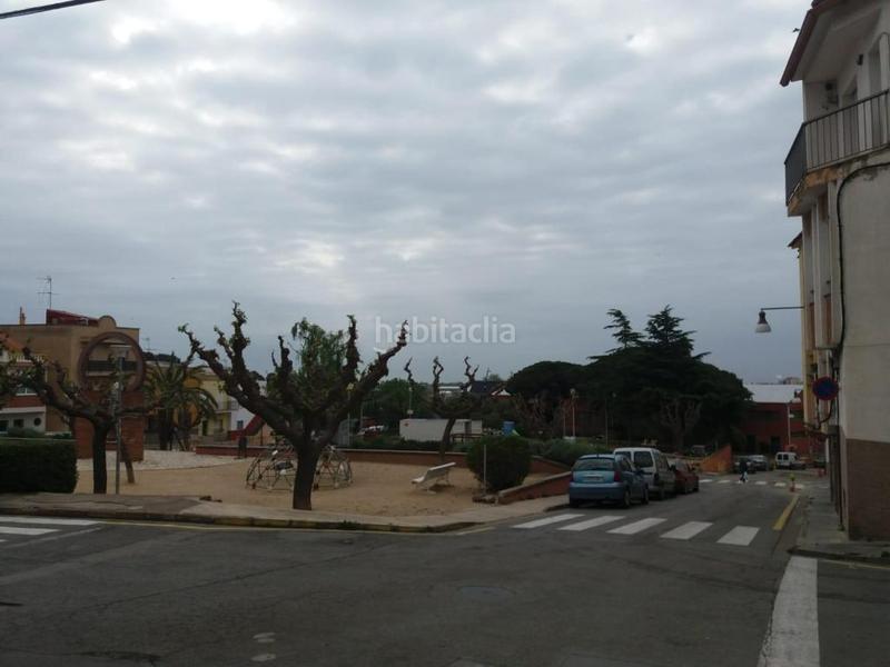 Foto e39e8355-f575-4e6c-a530-d5d7f53923ed. Aparcament cotxe a Palafolls