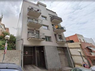 Posto auto  C/ calderon de la barca. Solvia inmobiliaria  garaje badalona