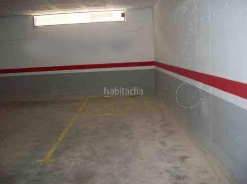 Foto f17c2cb2-a0f8-4c22-8bfa-e08a0b1f4028. Car parking in Sant Jaume d´Enveja