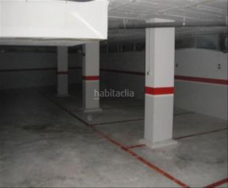 Foto 5f4e3acf-31bf-48b3-b3ee-93bc629df466. Aparcament cotxe a Zona Hospital Amposta