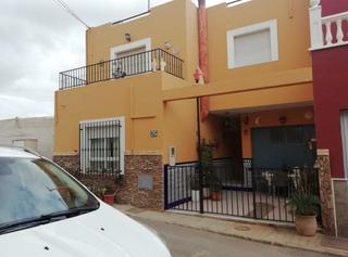 Casa aparellada  Corona (san vicente). Solvia inmobiliaria  chalet adosado almería