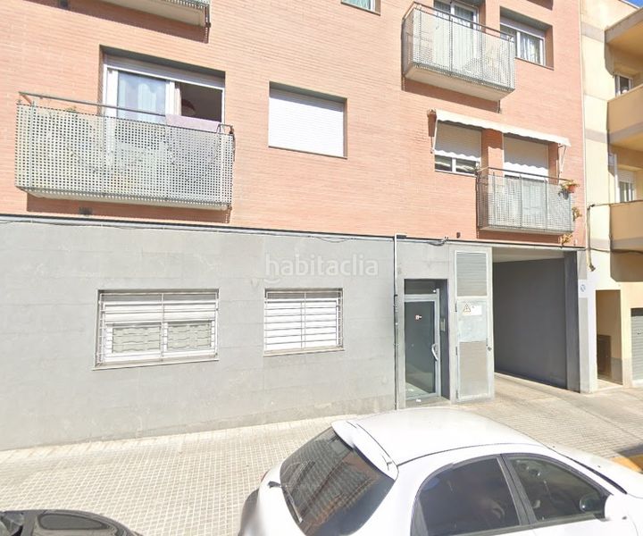 Foto ab6a89bf-6609-442d-ba15-189578168923. Aparcament cotxe a La Cogullada Terrassa