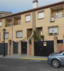 Casa aparellada  Joan miro. Solvia inmobiliaria  chalet adosado pulianas