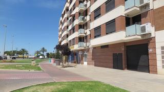 Aparcament cotxe  Trintiat redal duffaur. Solvia inmobiliaria  garaje alzira