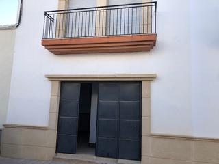 Casa aparellada  De andalucia. Solvia inmobiliaria  chalet adosado cazalilla