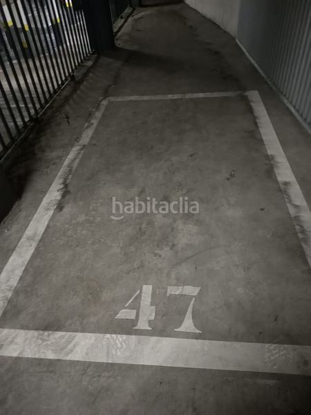 Foto d49a355c-5eda-4c5a-9bbe-3f386f2781e6. Aparcament cotxe a Centro Valdemoro
