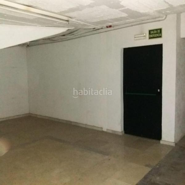 Foto 21cd90f3-abd0-4e81-b8d8-0450640060b7. Parking voiture dans Congrés - Indians Barcelona