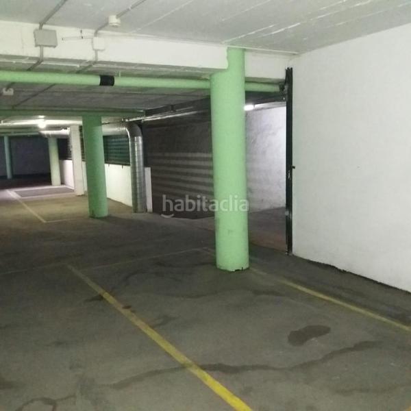 Foto affe4c79-9fa0-4206-8d65-aa6ee6c6ecf1. Parking voiture dans Congrés - Indians Barcelona