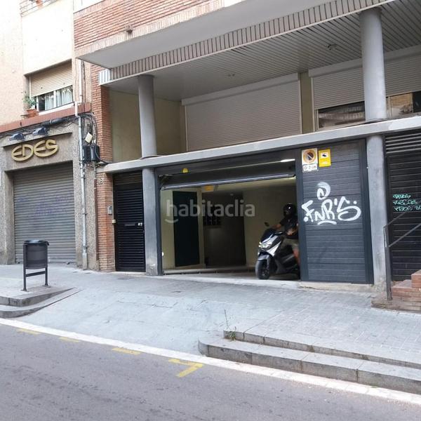 Foto d7a99ec5-9993-4939-9ed9-341b632954b0. Parking voiture dans Congrés - Indians Barcelona