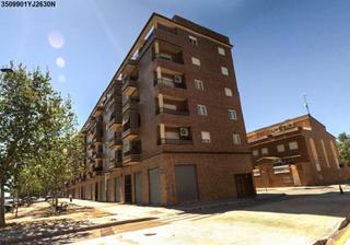 Aparcament cotxe  Alacant. Solvia inmobiliaria  garaje silla