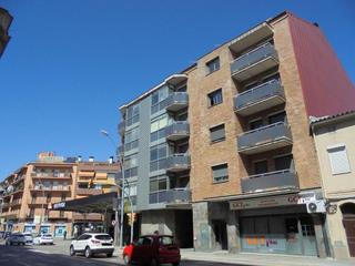 Aparcament cotxe  Cr. vic. Solvia inmobiliaria  garaje manresa