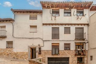 Pis  C/ altozano. Solvia inmobiliaria  piso pastrana