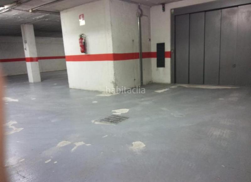 Foto b4d0693b-6576-4dee-9dfa-7edbcf091adb. Aparcament cotxe a Florida Alta Alicante