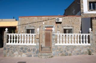 Casa pareada  C/ san juan. Solvia inmobiliaria  chalet adosado santa marta